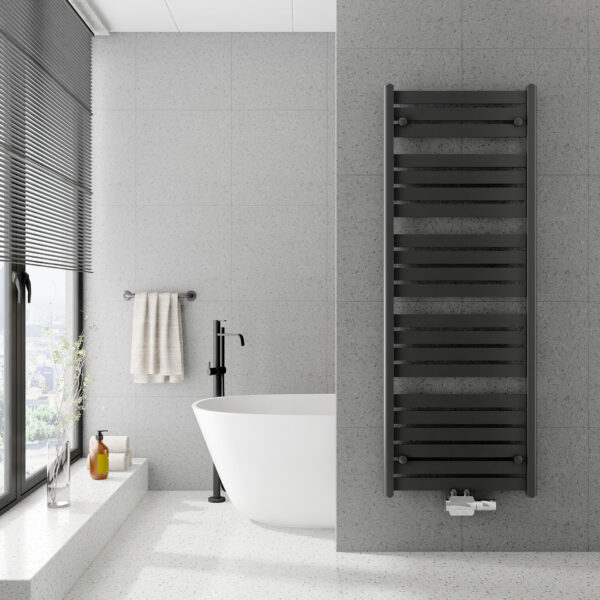 Berlin Antraciet Designradiator 600 mm – Radiatorconnect met ovalen buizen RAL 7016