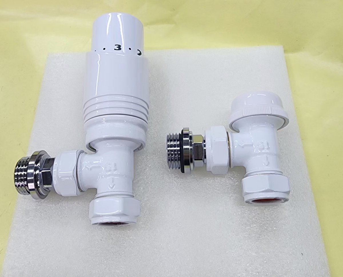 Radiatorconnect Radiatorkraan Thermostatisch Haaks | Premium